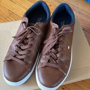PRE owned TOMMY HILFIGER men dress shoes